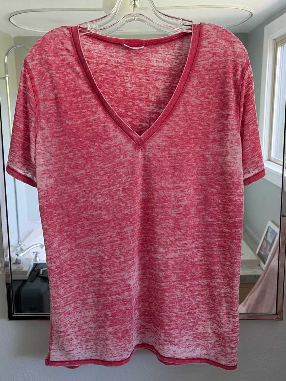 Abound Heathered Rose V-Neck Tee